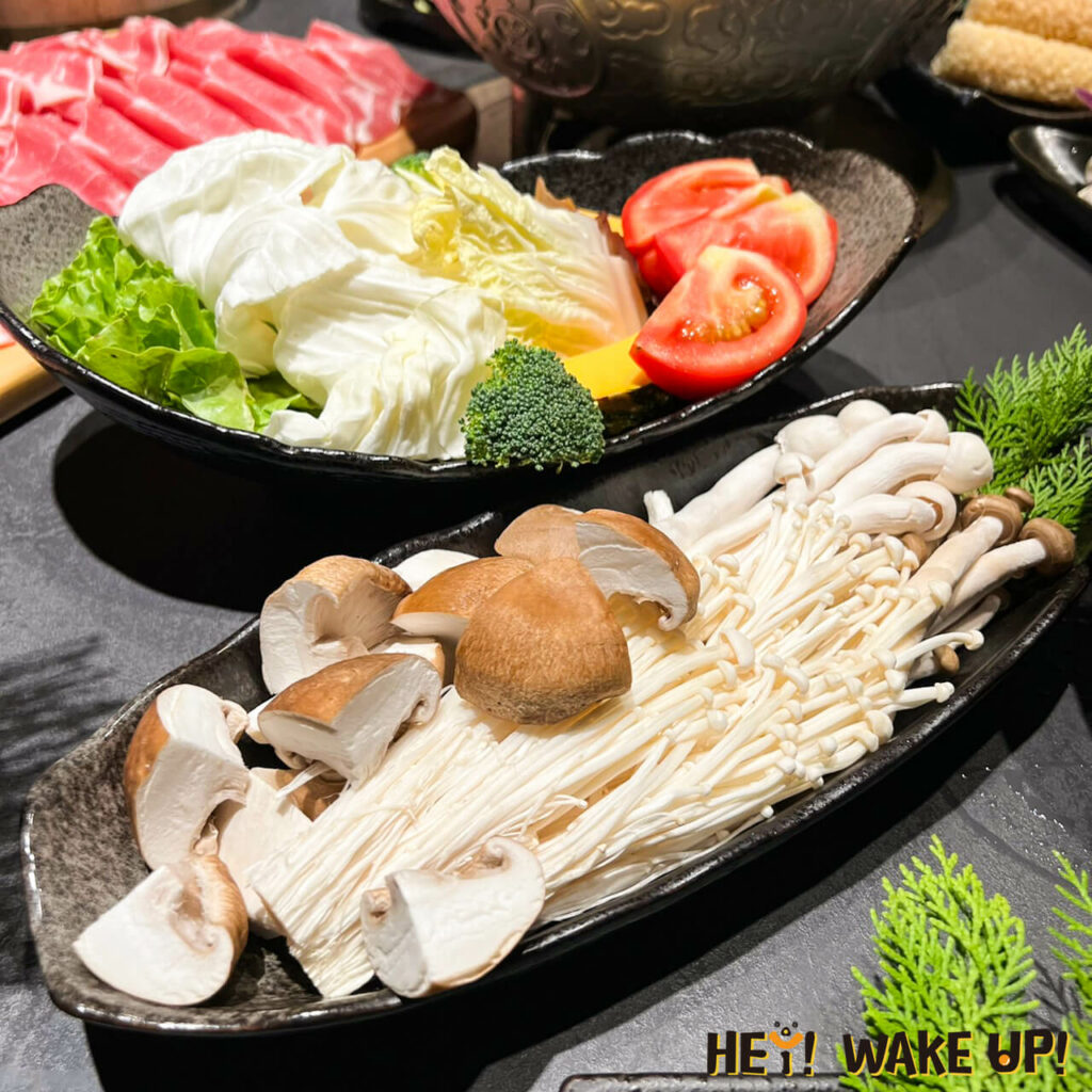 岩漿火鍋-蔬菜盤+健康菇盤